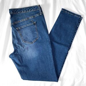 NEW mossimo mid-rise skinny jeans size 14 regular